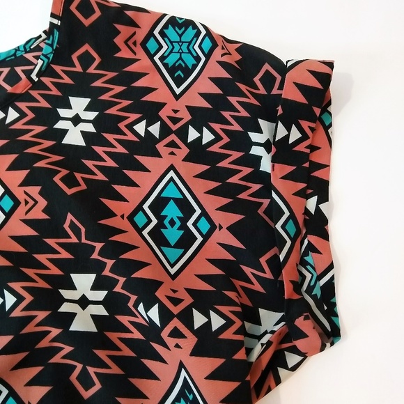 Pink Rose Aztec patterened Dress Size L - Picture 2 of 8